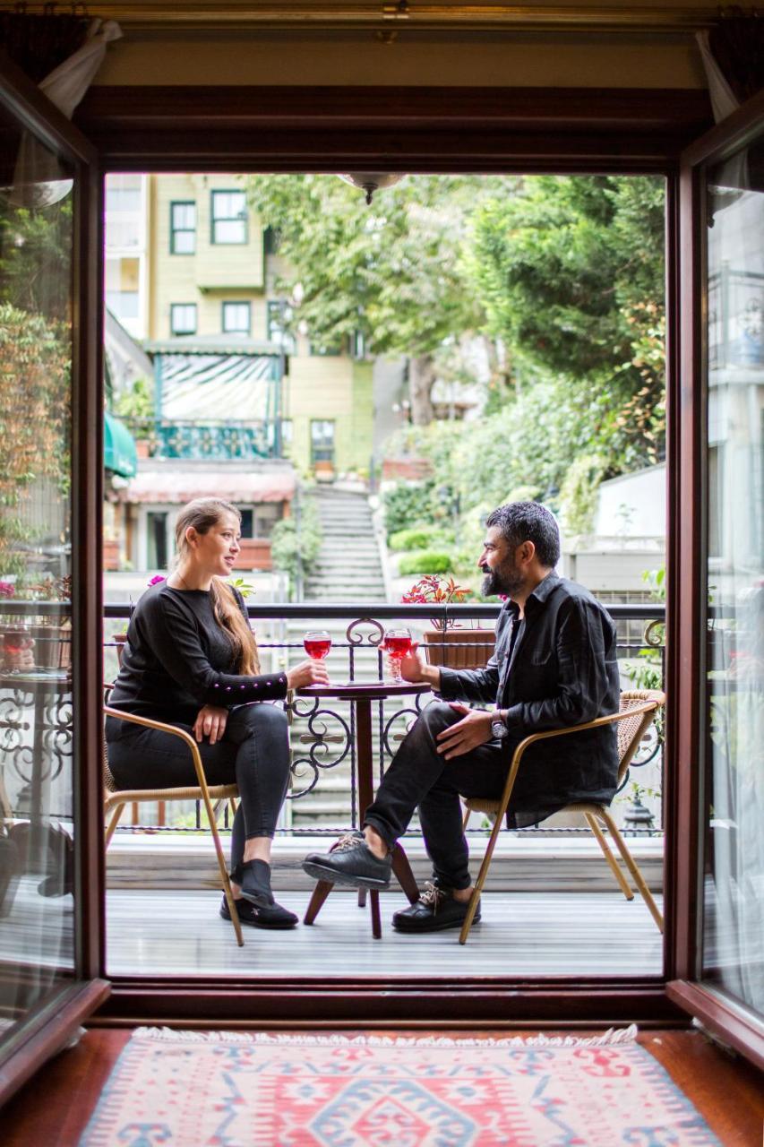 Rose Garden Suites Istanbul Exterior photo